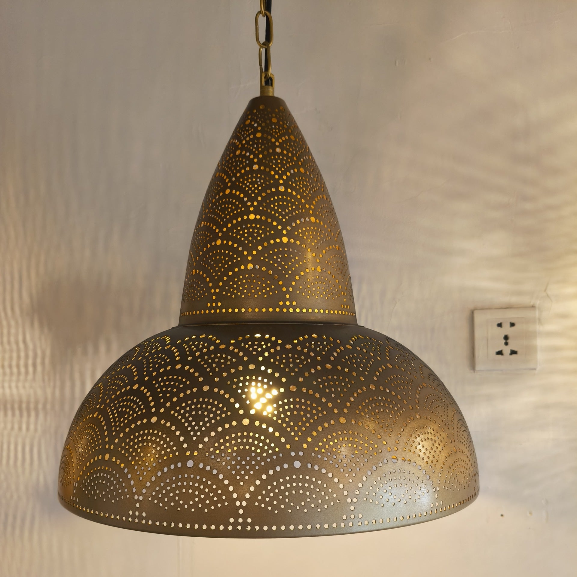 HEIKESZ South East Asia Exotic Vintage Chandelier Xinjiang Thai Style Western Restaurant Tea Room Homestay Bar Club Ambience ChandelierChandelier, restaurant light, living room light